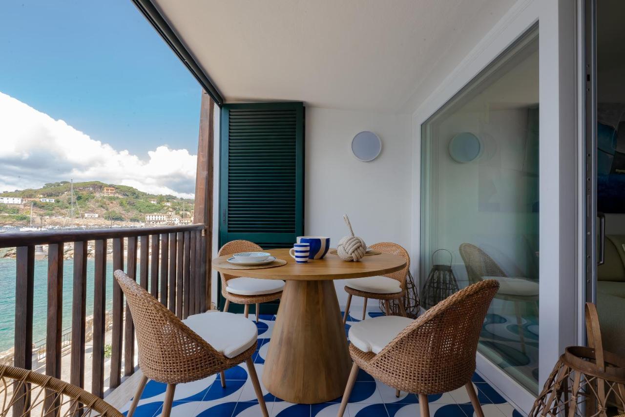 Porto Azzurro Suite - Goelba Экстерьер фото